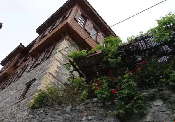 Altın Çeşmeli Konak Galeri 5