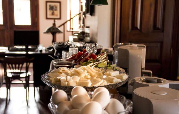 Kahvaltı Deneyimi › Altınoluk Otel Rezervasyonu | Altınoluk Otel Rezervasyonu